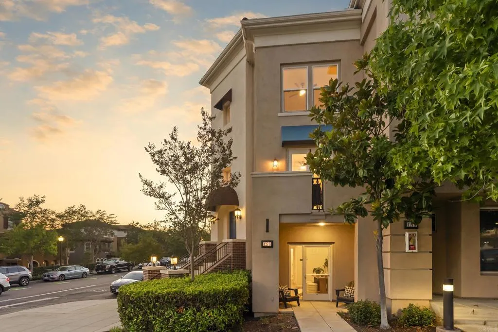https://cdn.realtyfeed.com/cdn/127/306538168/0c8be91ca1d7cd1280c9807288df33d9.webp