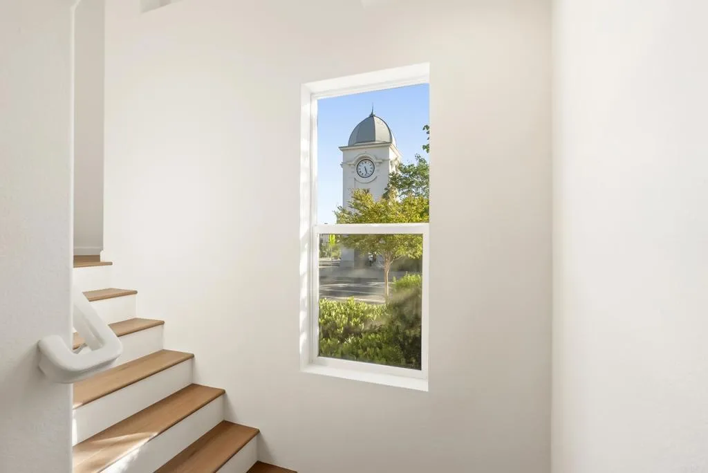 https://cdn.realtyfeed.com/cdn/127/306538168/abc85f93907056ef8678150eed3aaa9c.webp