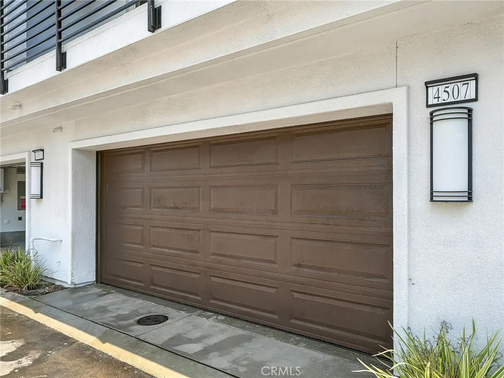 https://cdn.realtyfeed.com/cdn/127/306538187/c0a1f4c13aa7b1768ba80e85674ccb79.webp
