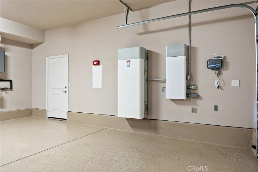 https://cdn.realtyfeed.com/cdn/127/306538216/206c27f72a924c15ccec5468a830aa68.webp