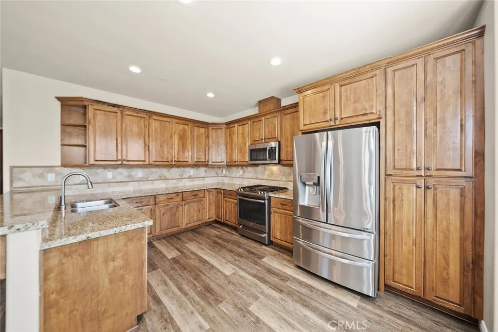 https://cdn.realtyfeed.com/cdn/127/306538216/31f521f5e32605c2fe29d01162d716f0.webp