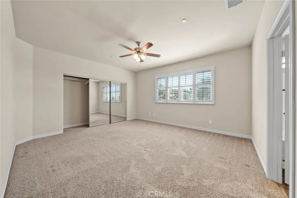 https://cdn.realtyfeed.com/cdn/127/306538216/48f342fdd4f6de58a8846d0e571263fe.webp