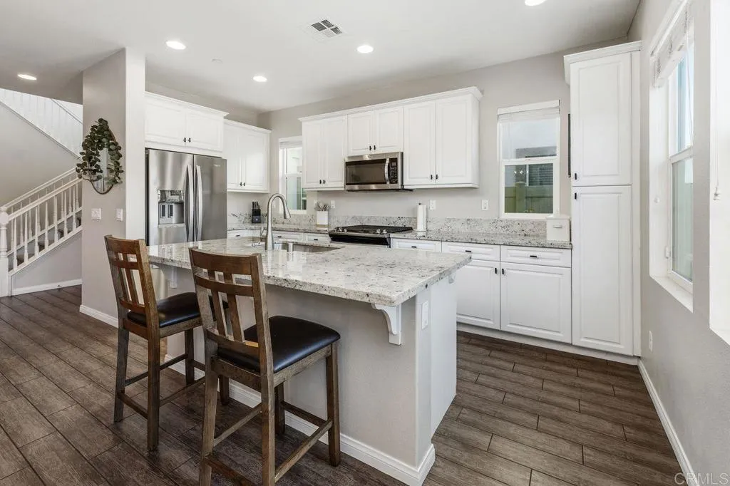 Photo #8: PTP2506866 Listing: Photo #8