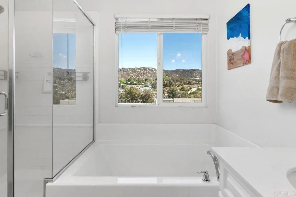 Photo #12: PTP2506866 Listing: Photo #12