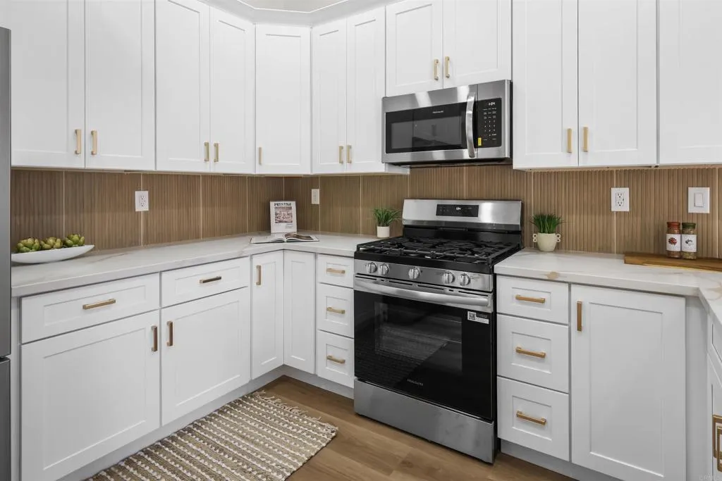 https://cdn.realtyfeed.com/cdn/127/306538282/a253fdaf1a8448d90b1dc4102b97ceaf.webp