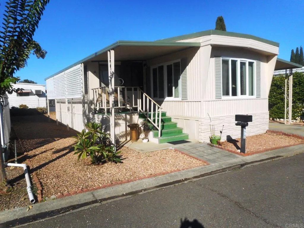https://cdn.realtyfeed.com/cdn/127/306538323/5a80951d5ed4165ad1ea928915295cc8.webp