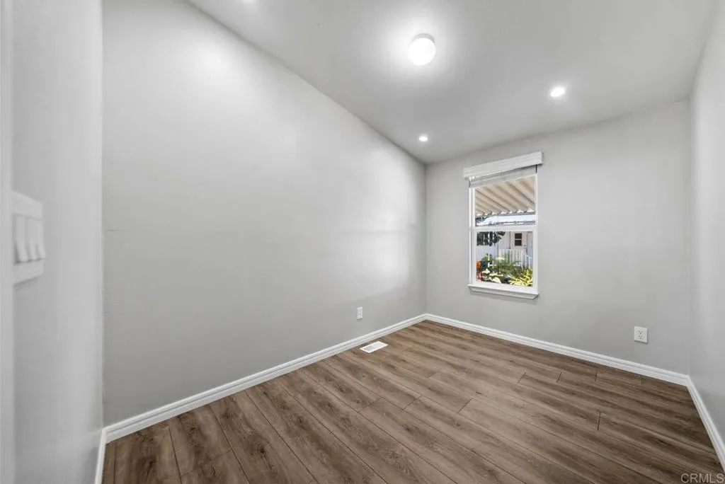 https://cdn.realtyfeed.com/cdn/127/306538325/867c626ef9de7cc022ce4cb8ef1a75d5.webp