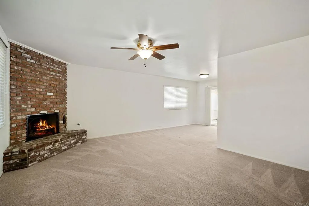 https://cdn.realtyfeed.com/cdn/127/306538379/3ad0aab52ba2c1a9a9476a3e824dfcc7.webp
