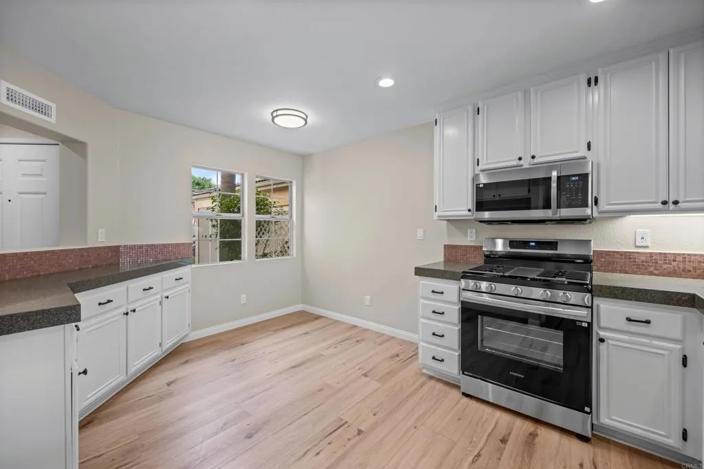 Photo #3: NDP2508794 Listing 