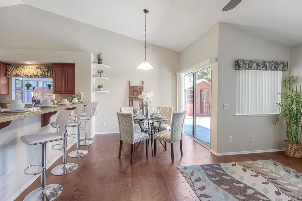 https://cdn.realtyfeed.com/cdn/127/306538591/c4a78a223da9812309861e2e4c0a13ad.webp