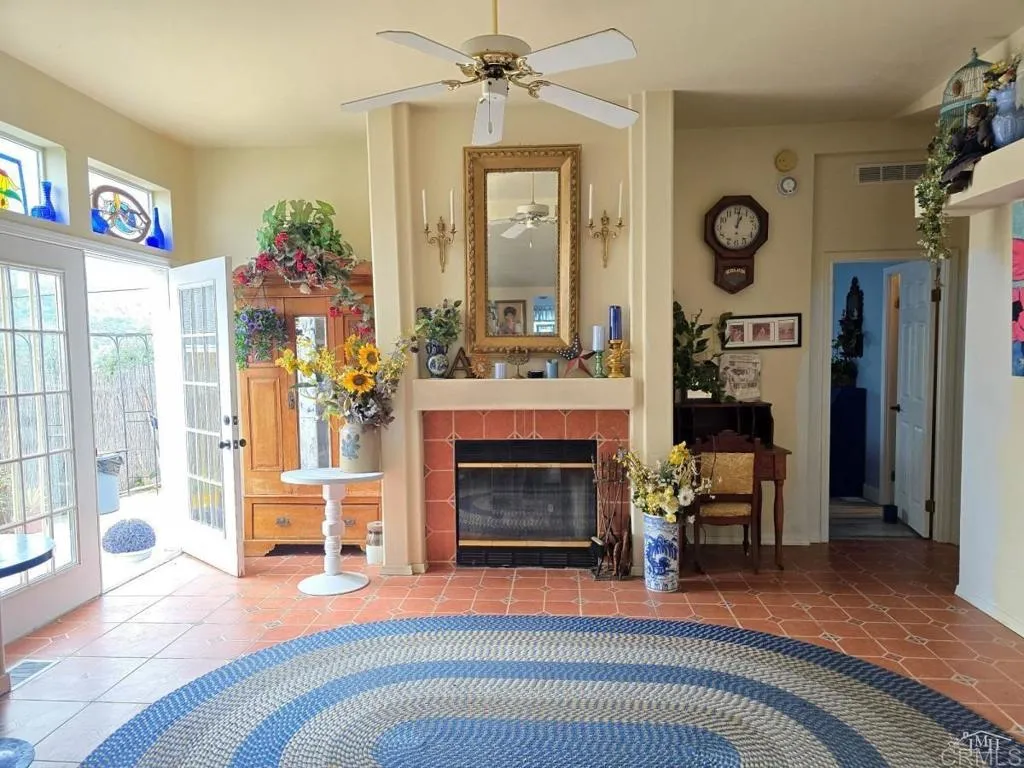 https://cdn.realtyfeed.com/cdn/127/306538620/022a3a167d7ee0dbaa061a22e6eeca99.webp