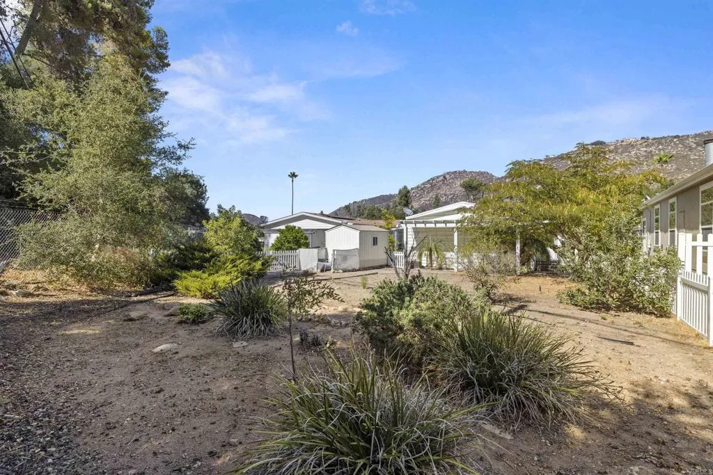 https://cdn.realtyfeed.com/cdn/127/306538717/4873e0f796bb76fb822a9c5f8da4ad1a.webp