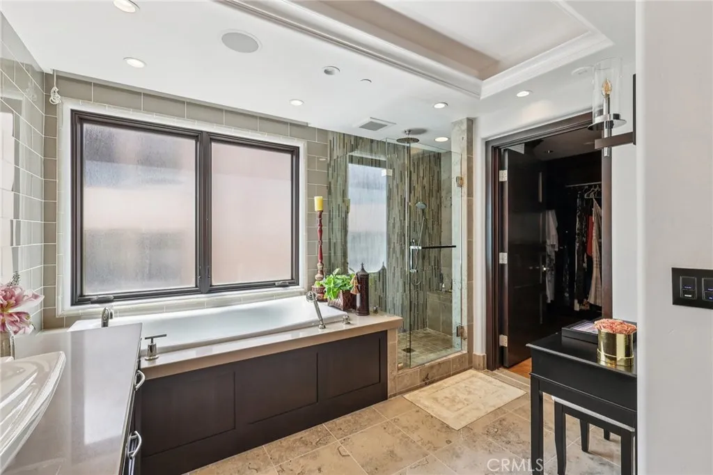 https://cdn.realtyfeed.com/cdn/127/306538746/107c3686d4936a749c4933e78423de01.webp