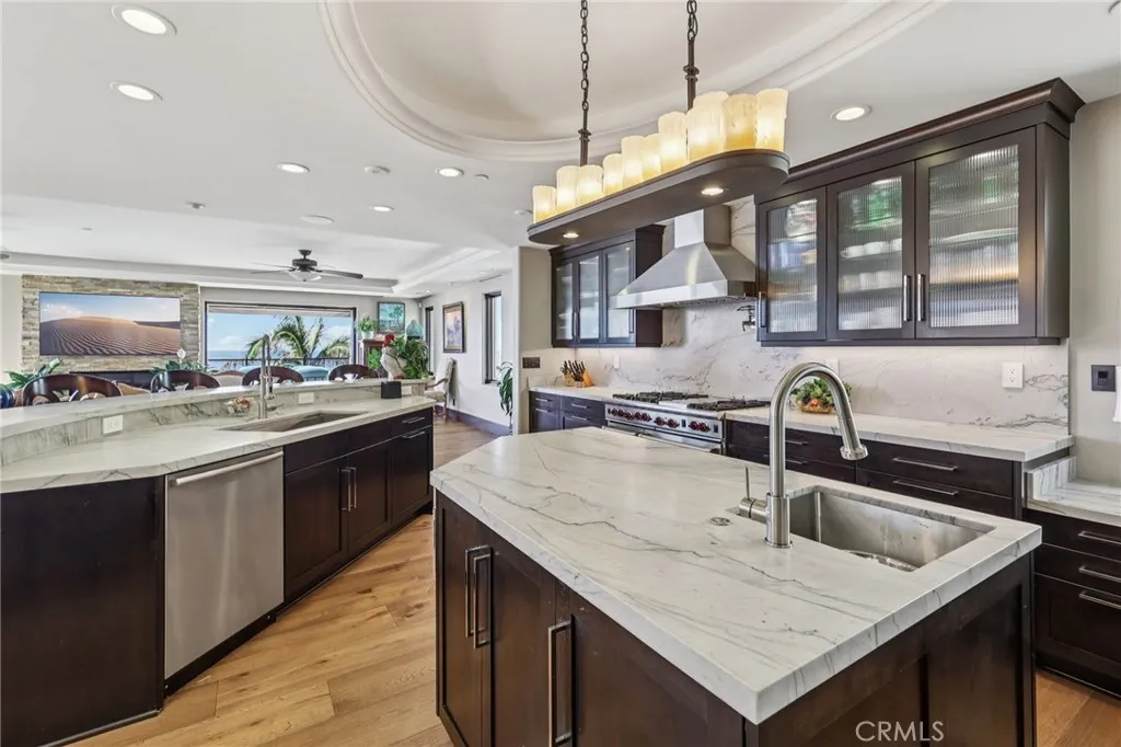 https://cdn.realtyfeed.com/cdn/127/306538746/460c9e7c96ed73024d650d80d2089512.webp