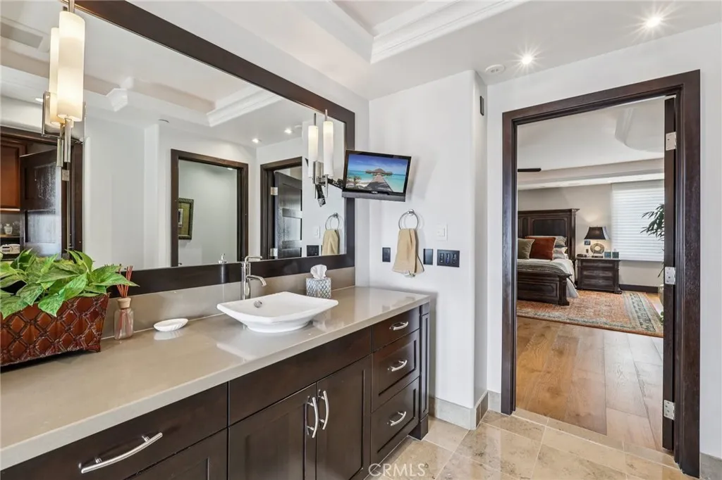 https://cdn.realtyfeed.com/cdn/127/306538746/694e841ea8ea36193c92c60c5c7f50f8.webp