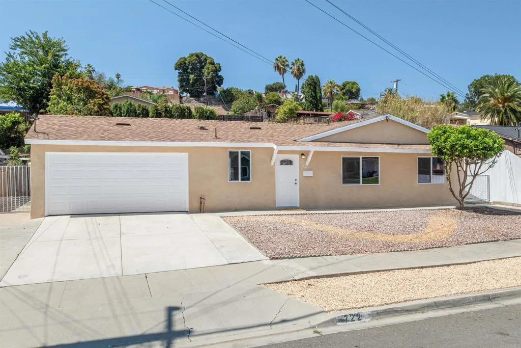 https://cdn.realtyfeed.com/cdn/127/306538870/3c9ff60c4b1aef597bd59f4c734b718a.webp