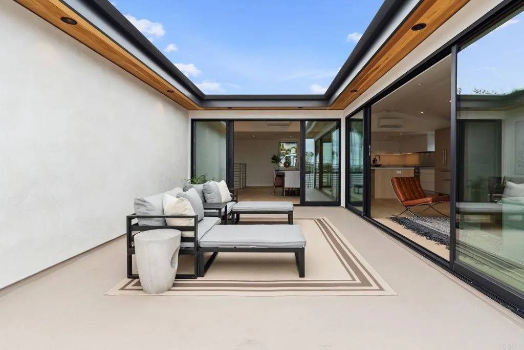 https://cdn.realtyfeed.com/cdn/127/306539087/60f811e10bc8aaaffba052c94ea5927a.webp