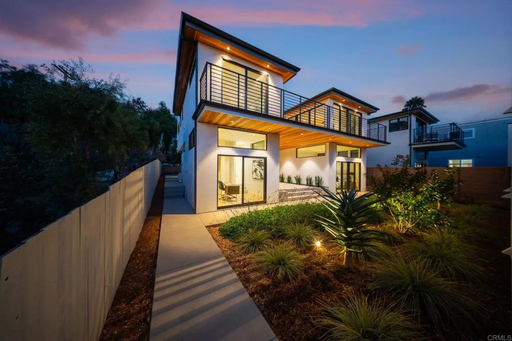 https://cdn.realtyfeed.com/cdn/127/306539087/93b95a5385a8b584b2d0c1b7b4061096.webp