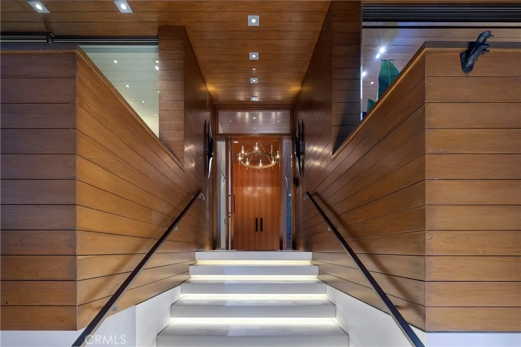 Laguna Beach, CA 92651