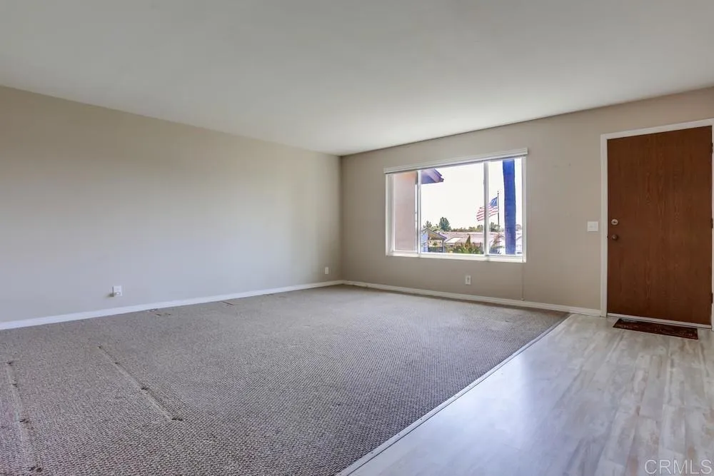 https://cdn.realtyfeed.com/cdn/127/306539171/351705ae676bb1e50d8c2aa317c10da1.webp