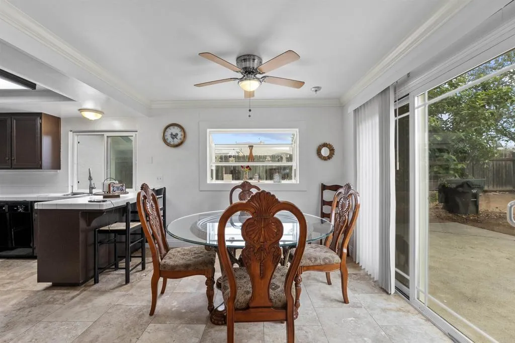 https://cdn.realtyfeed.com/cdn/127/306539207/e9ea1ca3b309e4009af2ab88a01f8368.webp