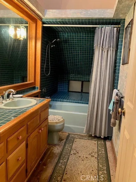 https://cdn.realtyfeed.com/cdn/127/306539219/bc8c1d9814e32fb475d382f08cd80428.webp