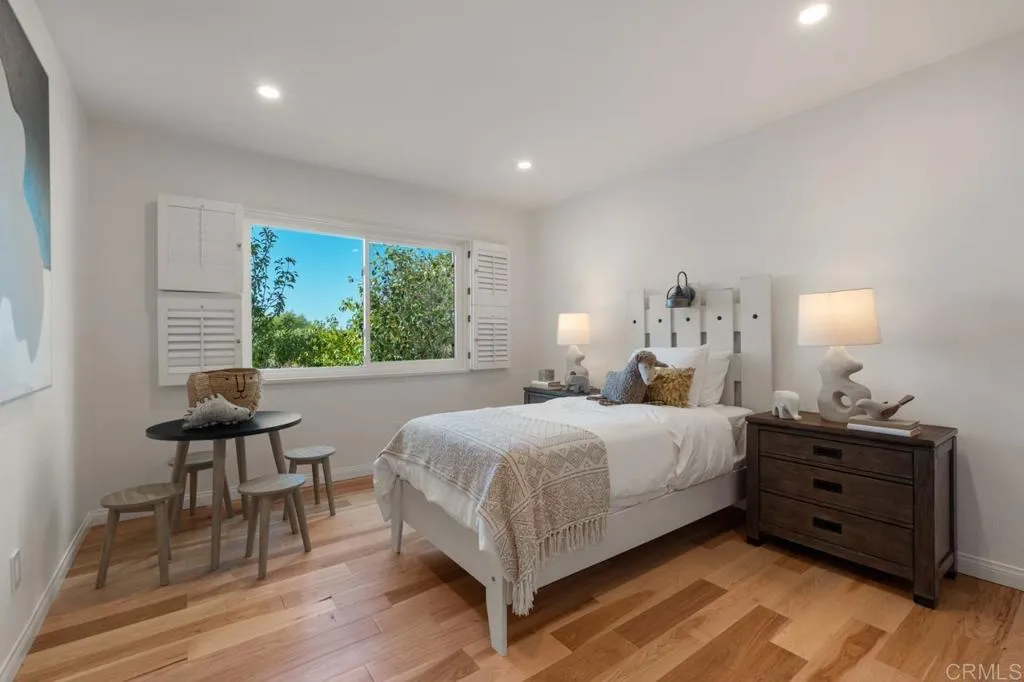 https://cdn.realtyfeed.com/cdn/127/306539223/f9b3c246c07c440703697769bd0985af.webp