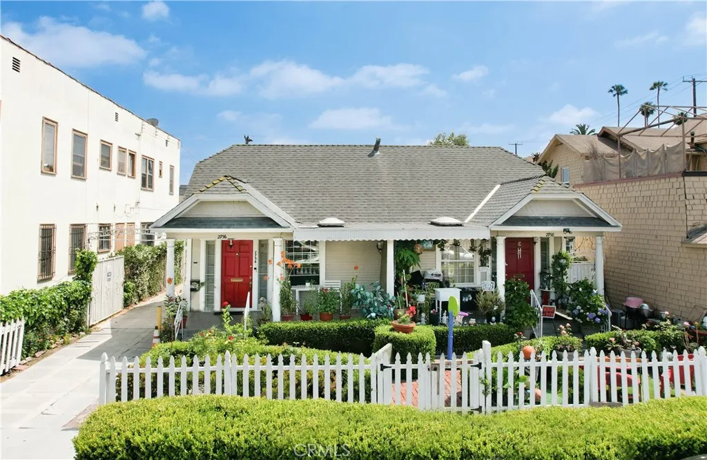 2756 W 15th Street, Los Angeles, CA 90006 - Main photo, Los Angeles, CA