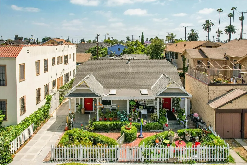 2756 W 15th Street, Los Angeles, CA 90006 - Photo 2 of 33, Los Angeles, CA