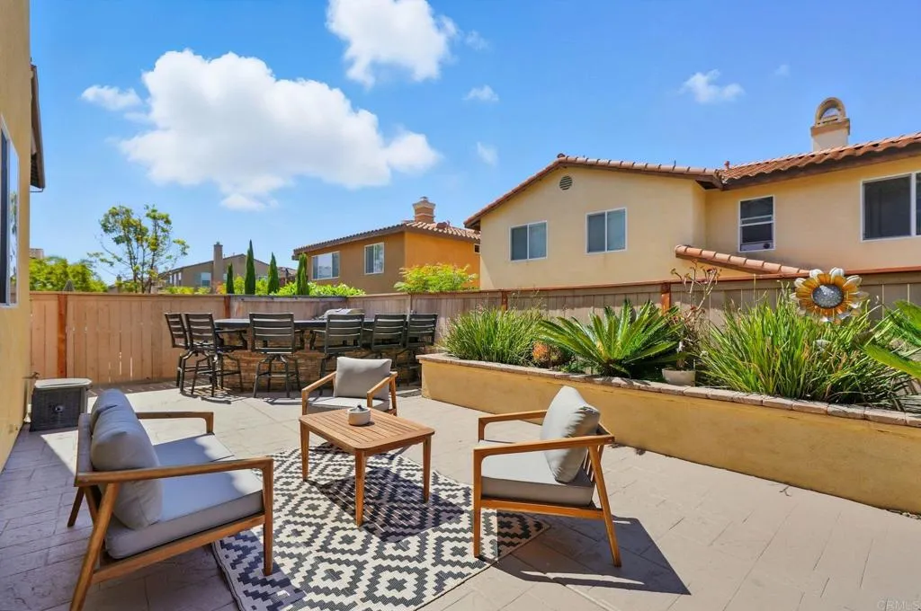 https://cdn.realtyfeed.com/cdn/127/306539395/8715949c0d70ec0275eb91ae050f397b.webp