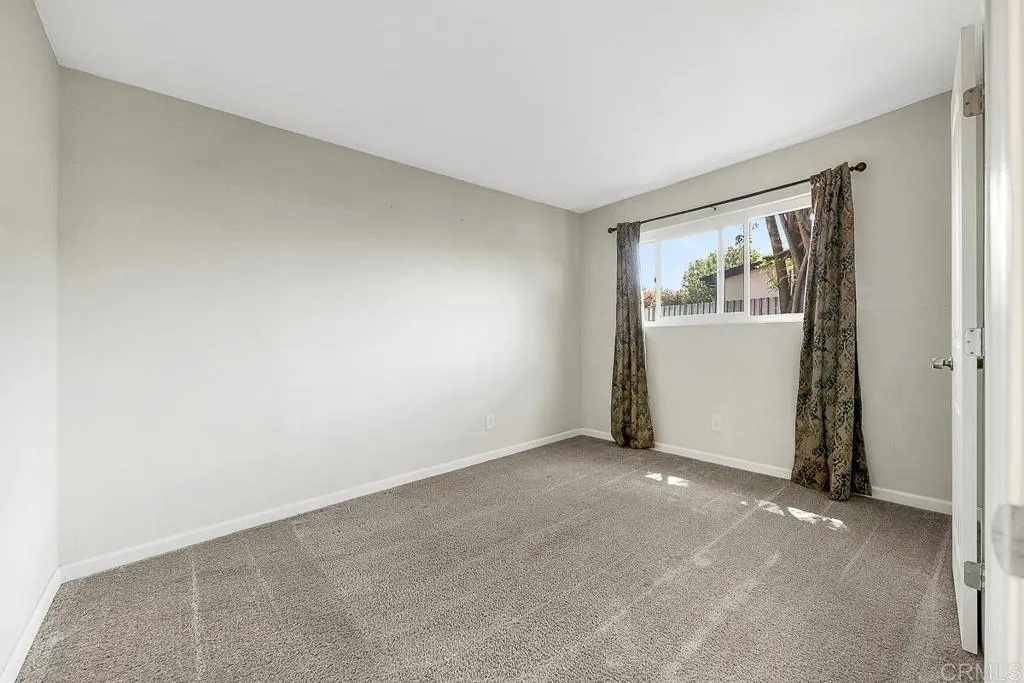 https://cdn.realtyfeed.com/cdn/127/306539404/8324bc1697c5dc73e8737902e55e12d4.webp
