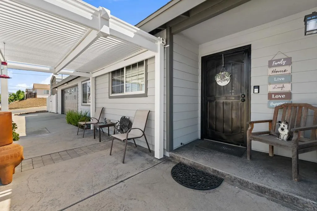 https://cdn.realtyfeed.com/cdn/127/306539418/0017ad6e19a3cfc32e098163c0ab08c3.webp