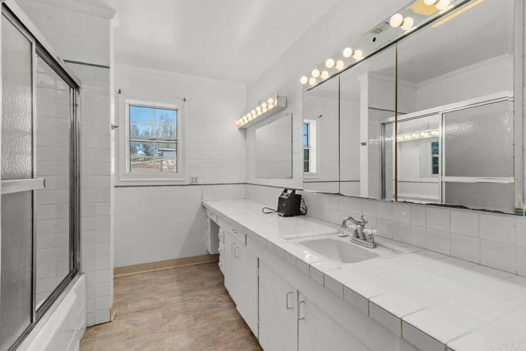 https://cdn.realtyfeed.com/cdn/127/306539502/7de2e8da3560fa3b5b1c4fa1215b31bb.webp