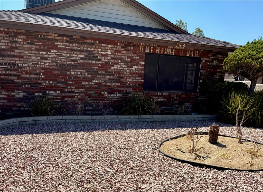 13925 Burning Tree Drive, Victorville, CA 92395 - Photo 2 of 32, Victorville, CA