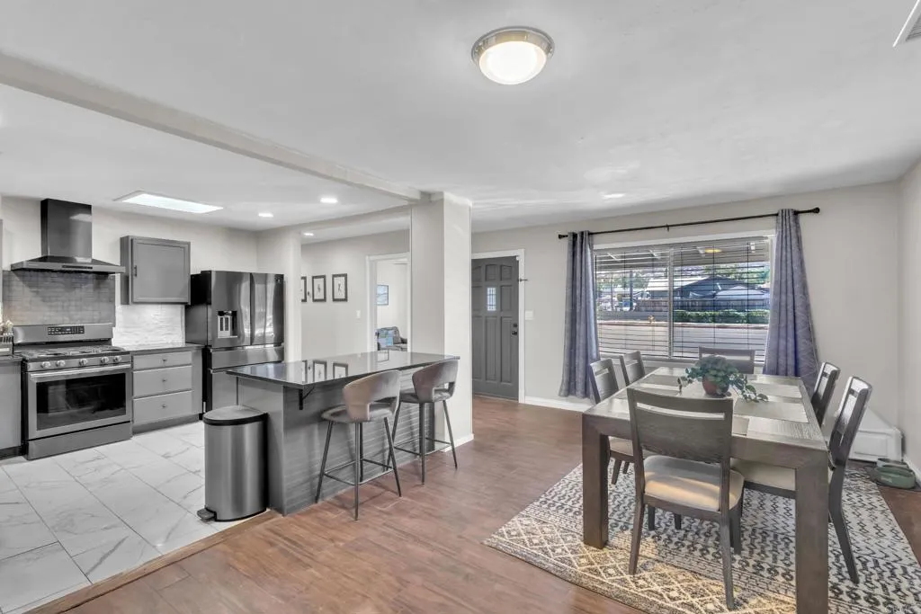 https://cdn.realtyfeed.com/cdn/127/306539567/2669e254aa66c1c82a679b10a6089ca0.webp