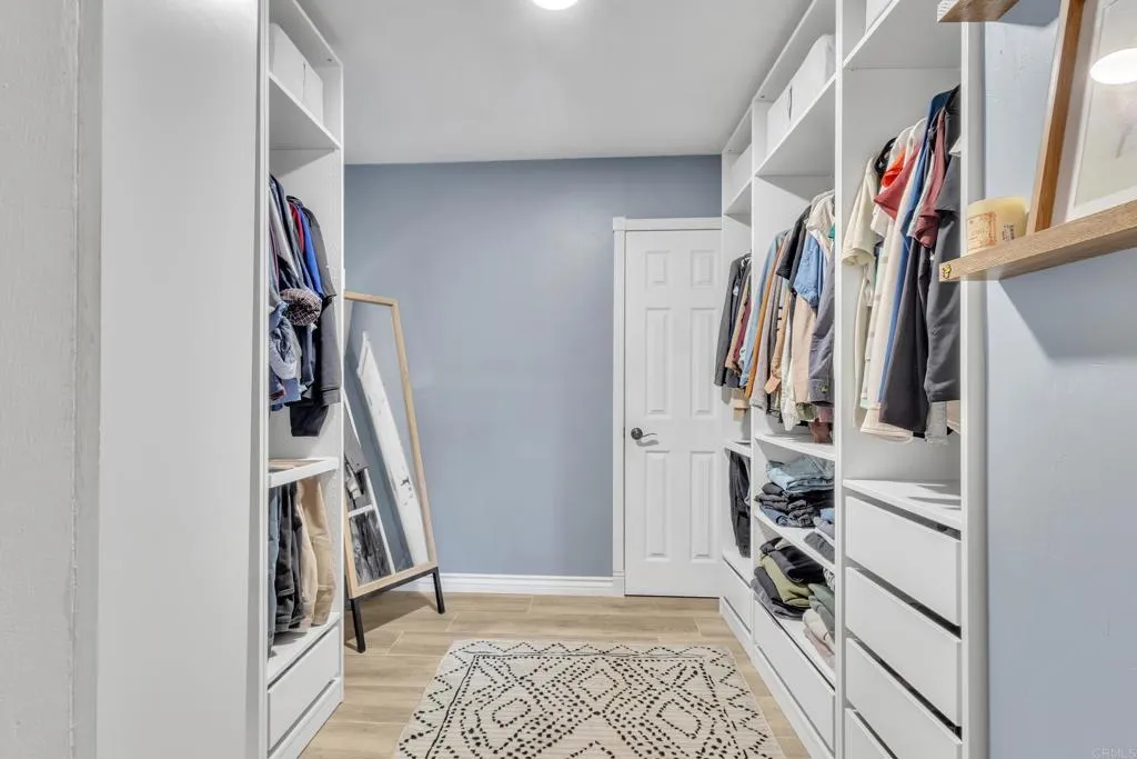 https://cdn.realtyfeed.com/cdn/127/306539567/64ec2b3e31e6c19c85140a10ca99a432.webp