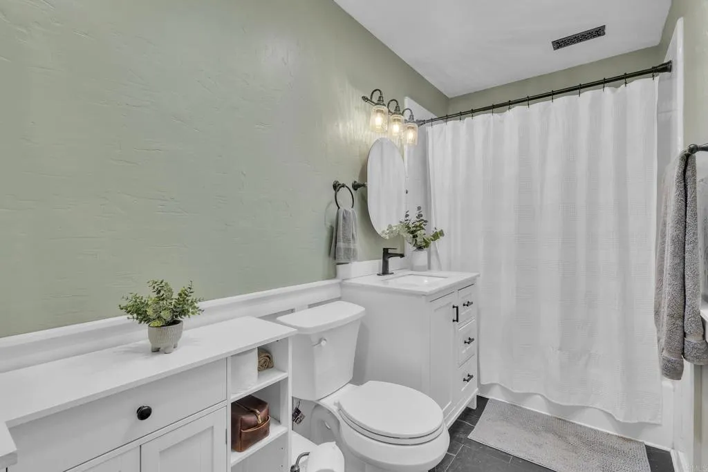 https://cdn.realtyfeed.com/cdn/127/306539567/86b554c841f4b3bb1a22f324cb19dd6d.webp
