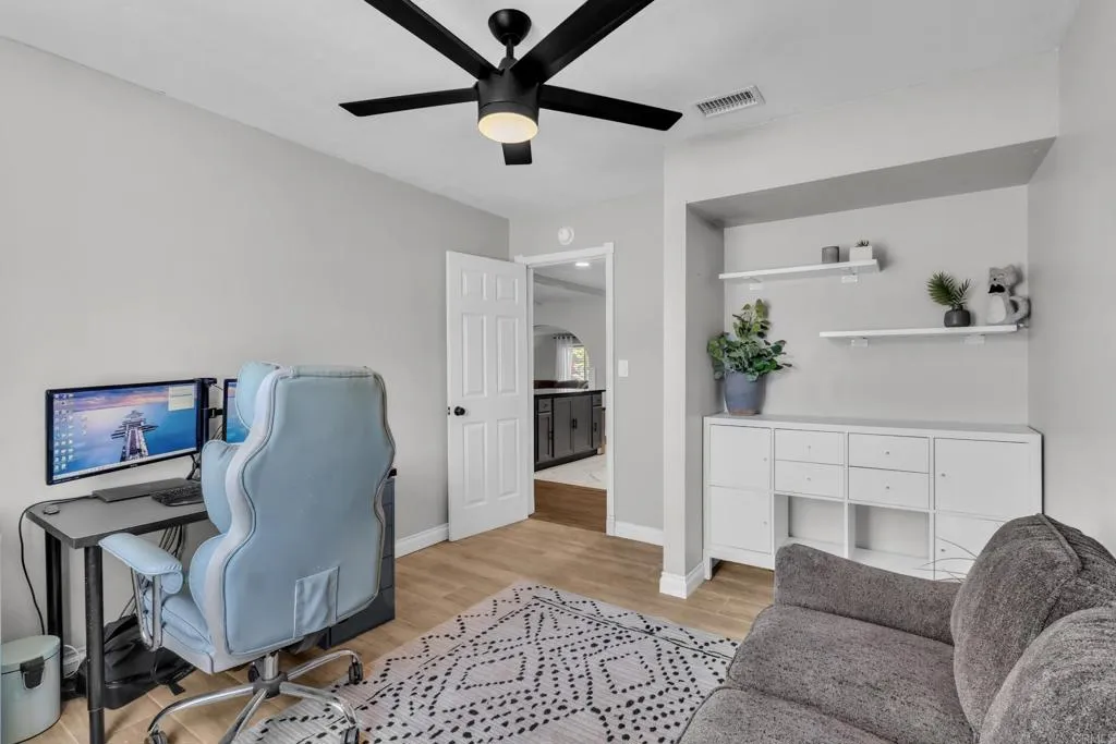 https://cdn.realtyfeed.com/cdn/127/306539567/e411facf9ccb65afbc80bc1e34ba4e03.webp