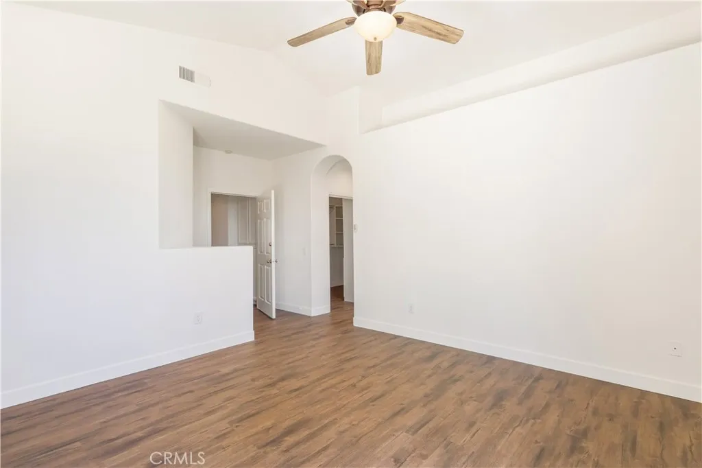 https://cdn.realtyfeed.com/cdn/127/306539661/98b0b83ed9c333f77feaafe15a78112f.webp