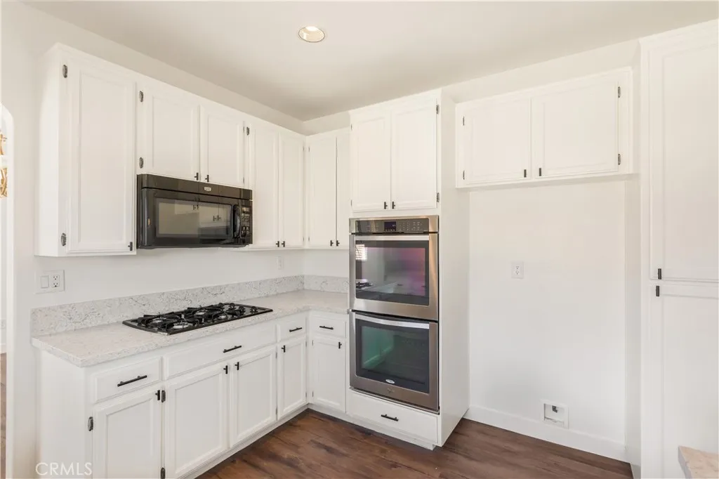 https://cdn.realtyfeed.com/cdn/127/306539661/b7d996825d4423c1ee832f429b903a38.webp