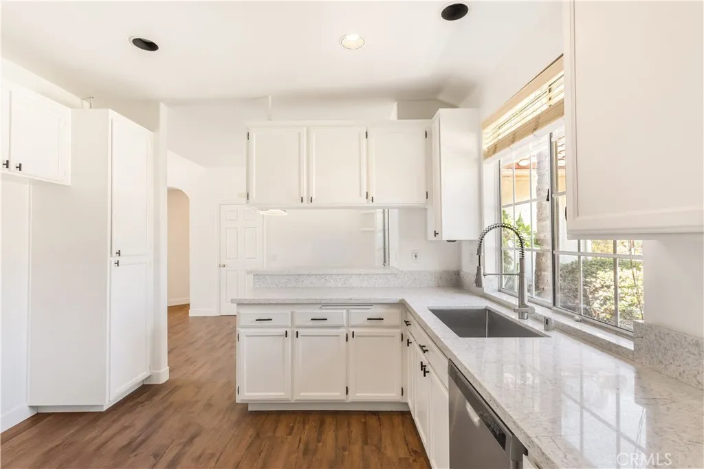 https://cdn.realtyfeed.com/cdn/127/306539661/c2550154c529b7a4c1edf5496da5cef5.webp