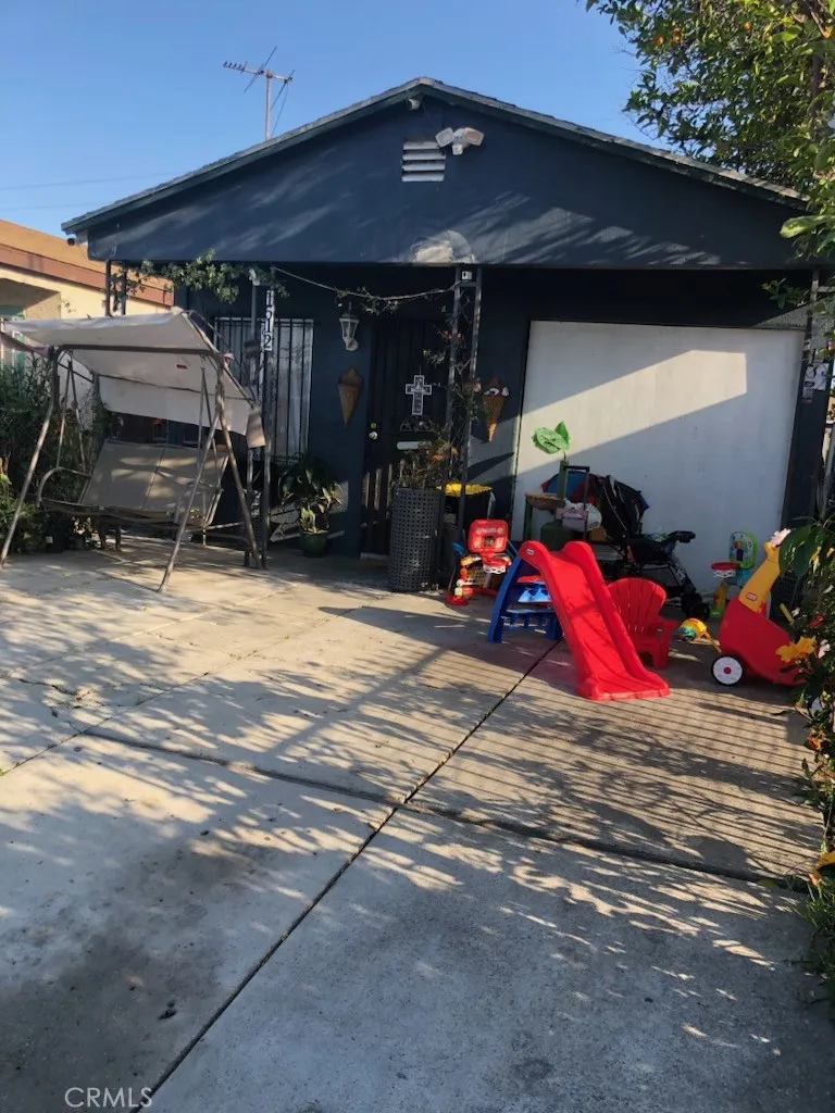 1512 152nd Street, Compton, CA, 90220