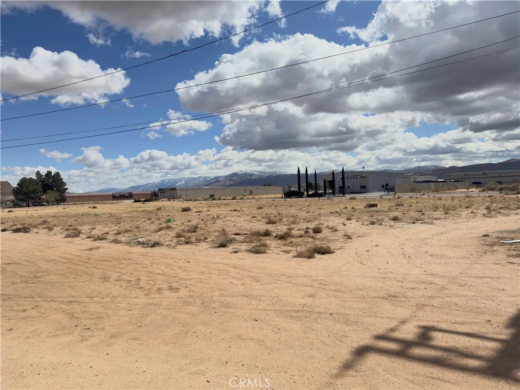 Apple Valley, CA 92308