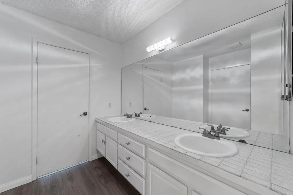 Photo #21: NDP2508878 Listing: Photo #21