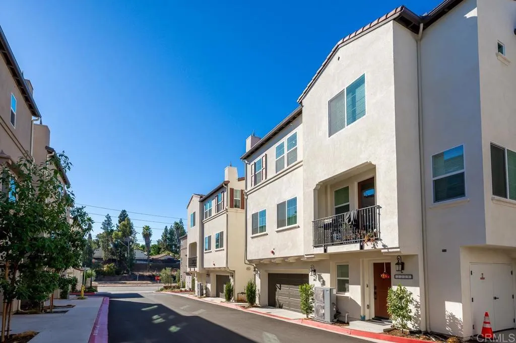 https://cdn.realtyfeed.com/cdn/127/306539785/52581039fc4bf5464b59092de81bec87.webp