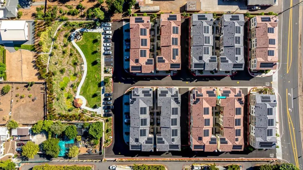 https://cdn.realtyfeed.com/cdn/127/306539785/fd79047d02fba1d0d4139e943c5f4008.webp