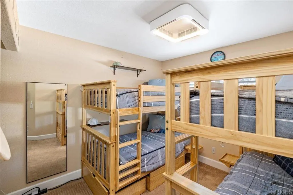 https://cdn.realtyfeed.com/cdn/127/306539832/cd61f3a80957d19c1fb19ac5d5c83d22.webp