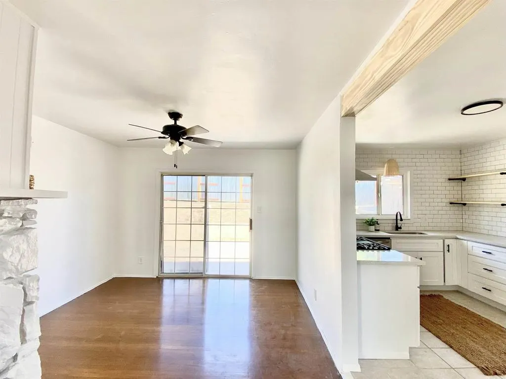 https://cdn.realtyfeed.com/cdn/127/306539835/d03a07885d9de90ad3b5033d8acbca6c.webp