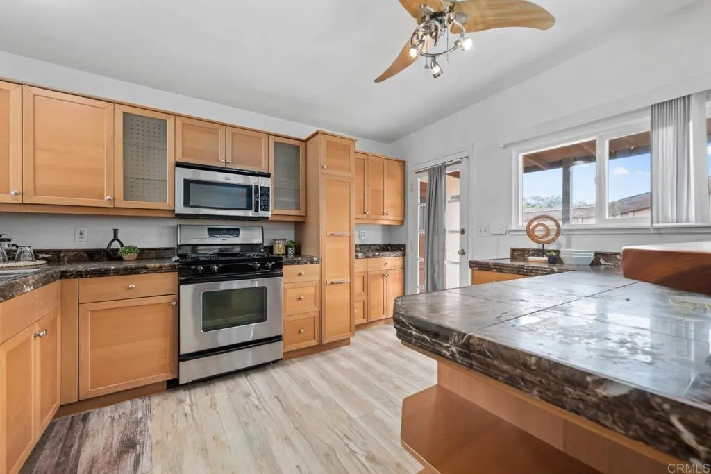 https://cdn.realtyfeed.com/cdn/127/306539890/bf48bb72e452890e39b65f0f662978ad.webp