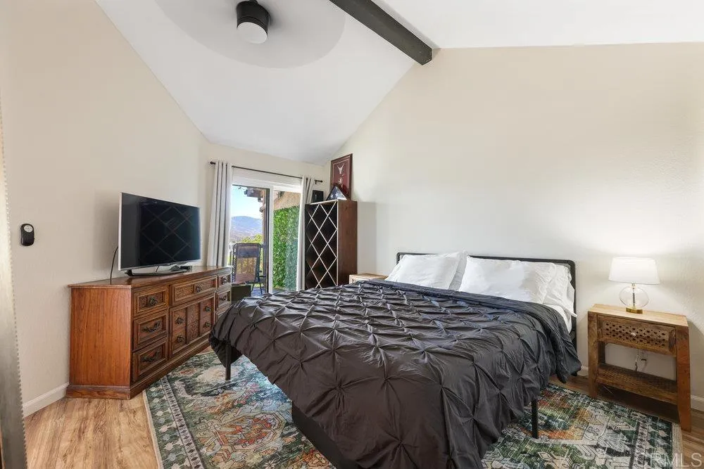 https://cdn.realtyfeed.com/cdn/127/306539899/40c8498e38dd6421cae30f53de29cc14.webp